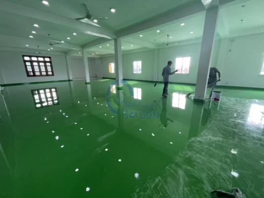 Hoàn thiện công trình sơn epoxy tự san phẳng