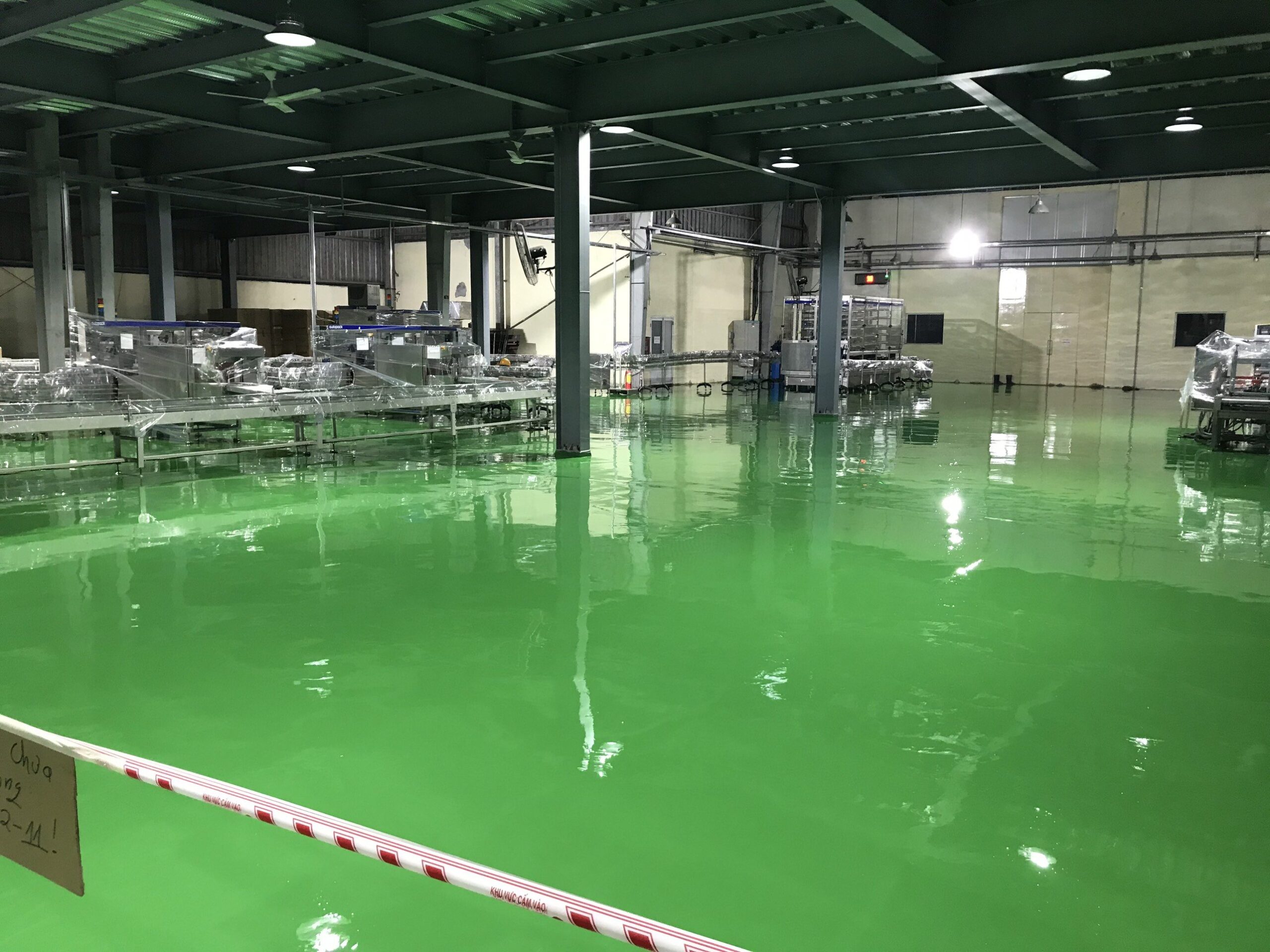 thi công Sơn epoxy tự san phẳng nhà máy thực phẩm Sữa IDP GD2 thi công Sơn epoxy tự san phẳng nhà máy thực phẩm Sữa IDP GD2