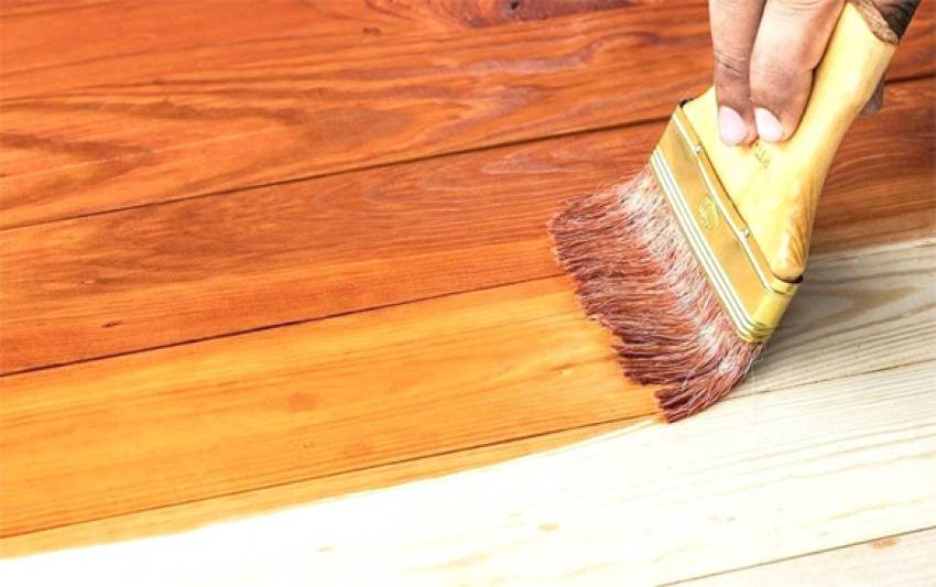 So sánh sơn pu và vecni - Đâu là sản phẩm nên dụng nhất hiện nay?