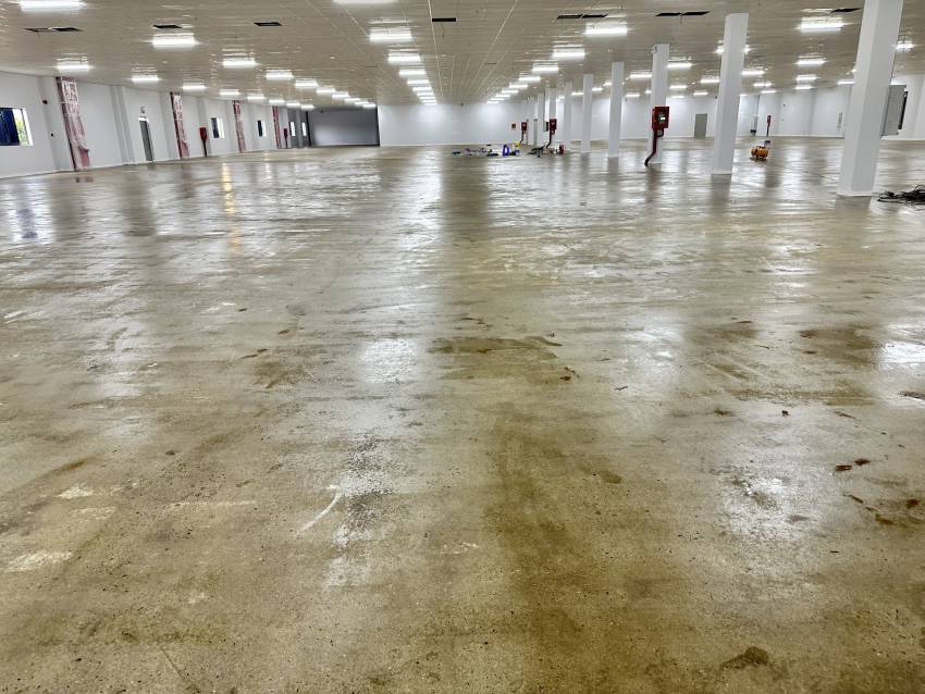 Thi công sơn Epoxy tự san phẳng tại Bình Phước chất lượng hàng đầu Thi công sơn Epoxy tự san phẳng tại Bình Phước chất lượng hàng đầu