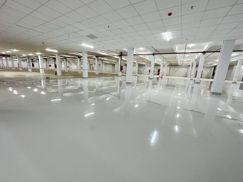 Thi công sơn Epoxy tự san phẳng tại Sóc Trăng