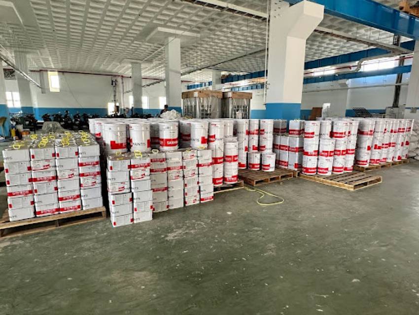 Tìm hiểu đặc điểm của sơn epoxy sàn thi công và cách ứng dụng Tìm hiểu đặc điểm của sơn epoxy sàn thi công và cách ứng dụng