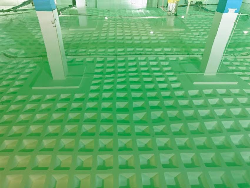 Tìm hiểu đặc điểm của sơn epoxy sàn thi công và cách ứng dụng Tìm hiểu đặc điểm của sơn epoxy sàn thi công và cách ứng dụng