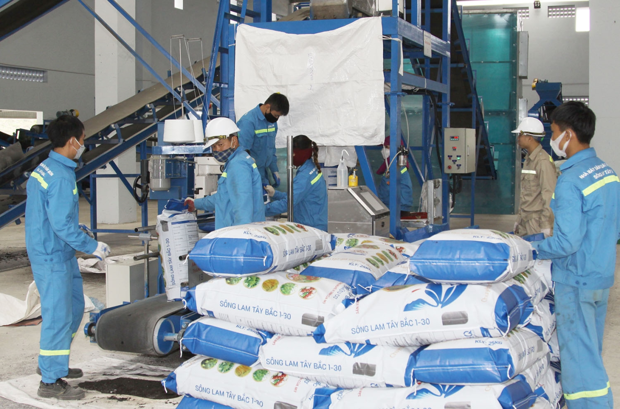 Sơn Epoxy nhà máy sản xuất thức ăn chăn nuôi