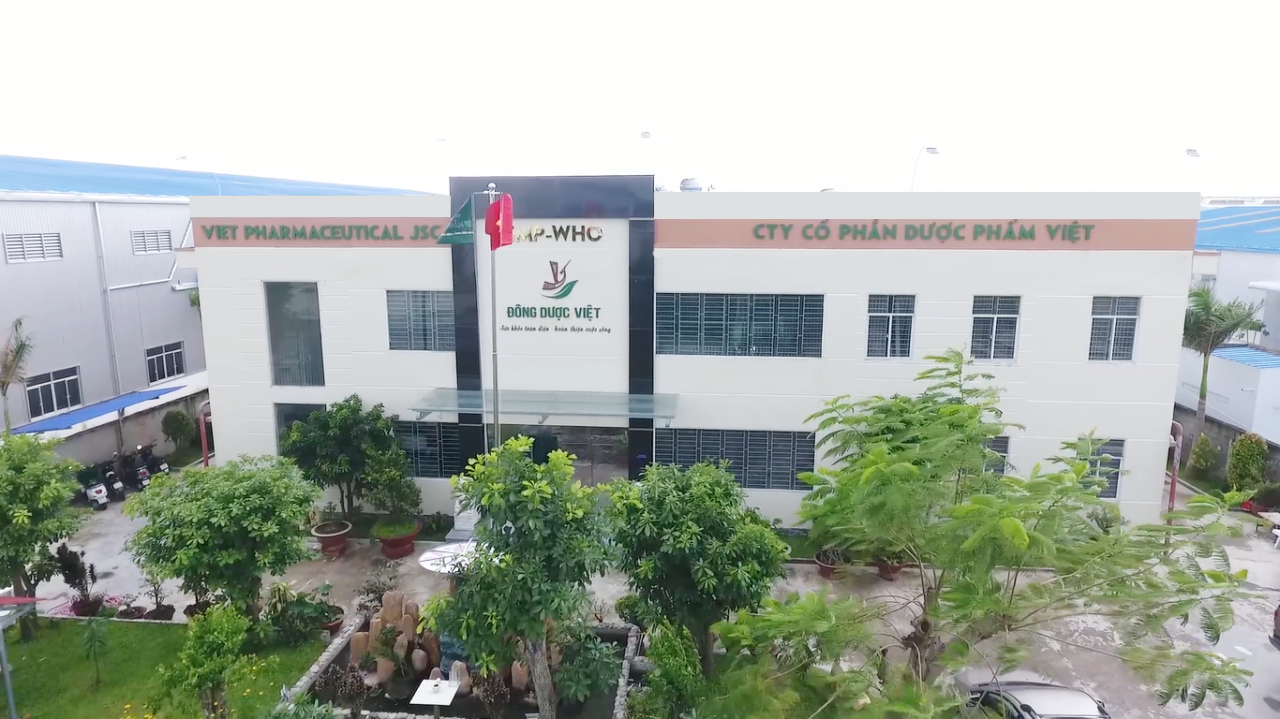 Thi công sơn epoxy tường trần nhà máy dược phẩm Đông Dược Việt Long An