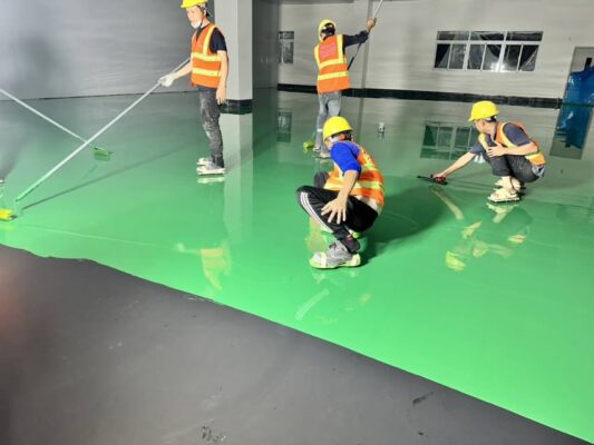 son epoxy chong tinh dien la gi 2